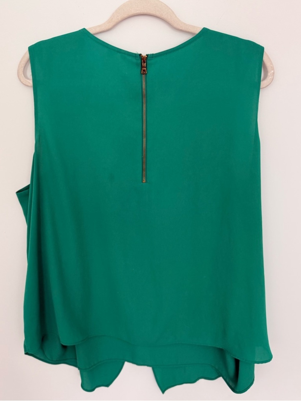 Cato Emerald Green Sleeveless V‑Neck Wrap Front Camisole size 22/24 - Picture 3 of 6
